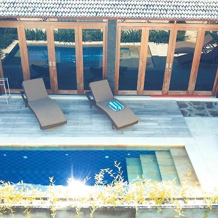 Gili Palms Villas ギリ・トラワンガン エクステリア 写真
