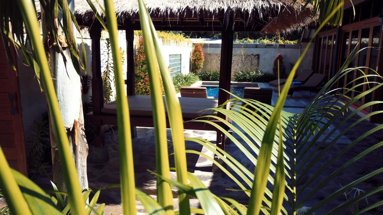 Gili Palms Villas ギリ・トラワンガン エクステリア 写真