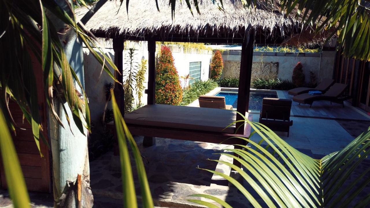 Gili Palms Villas ギリ・トラワンガン エクステリア 写真